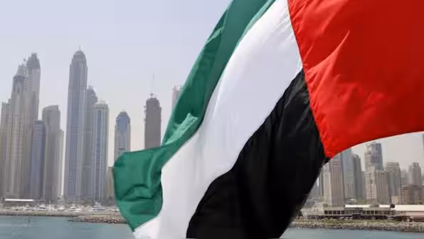 الإمارات والبحرين تفعلان الدفاعات الجوية وسط تصاعد التوترات الإقليمية والضربات الأمريكية على إيران