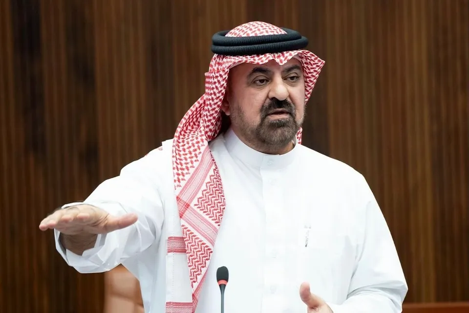 البحرين تعتمد نظام التأمين الصحي الإلزامي للزوار