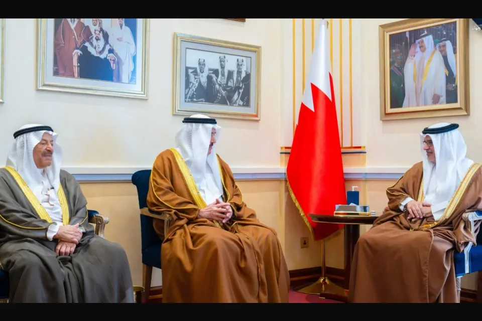 ولي العهد رئيس الوزراء يؤكد على تعزيز التعاون بين السلطتين التنفيذية والتشريعية لخدمة التنمية الوطنية